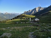 95 Rientriamo alla Baita del Camoscio (1750 m)